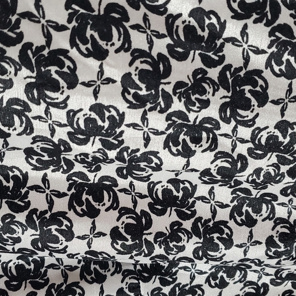 Tea-Length Dress with Black Cabbage Rose Print Size 12 - Picture 2 of 9